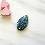 Large Sky Blue Teardrop Ithaca Peak Turquoise Background