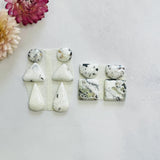 Small White Mixed White Buffalo Dolomite, Set of 10 Background