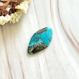 Large Sky Blue Freeform Ithaca Peak Turquoise Background