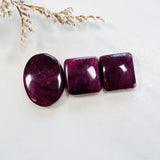 Medium Purple Mixed Spiny Oyster, Set of 3 Background