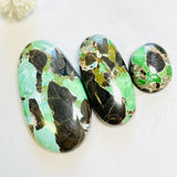 Large Lime Green Mixed Carico Lake Turquoise, Set of 3 Background