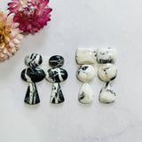 Small White Mixed White Buffalo Dolomite, Set of 12 Background