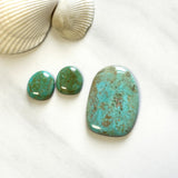 Large Mint Green Freeform Number 8 Turquoise, Set of 3 Background