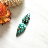 Medium Ocean Blue Teardrop Yungai Turquoise, Set of 2 Background