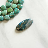 Large Ocean Blue Oval Ithaca Peak Turquoise Background