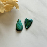 Medium Ocean Blue Mixed Yungai Turquoise, Set of 2 Background