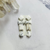 Medium White Mixed White Buffalo Dolomite, Set of 8 Background