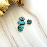 Small Sky Blue Mixed Yungai Turquoise, Set of 4 Background
