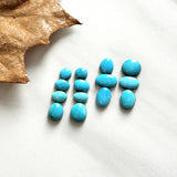 Small Sky Blue Mixed Kingman Turquoise, Set of 14 Background