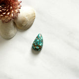 Medium Sea Green Teardrop Namtso Lake Turquoise Background