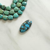 Large Ocean Blue Oval Ithaca Peak Turquoise Background