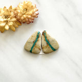 Large Deep Green Triangle Royston Turquoise, Set of 2 Background