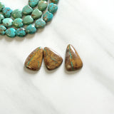 Large Sky Blue Triangle Royston Turquoise, Set of 3 Background