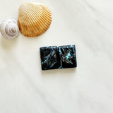 Large Ocean Blue Bar Yungai Turquoise, Set of 2 Background