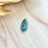 Large Sky Blue Teardrop Ithaca Peak Turquoise Background
