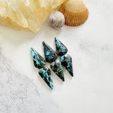 Medium Ocean Blue Teardrop Yungai Turquoise, Set of 6 Background