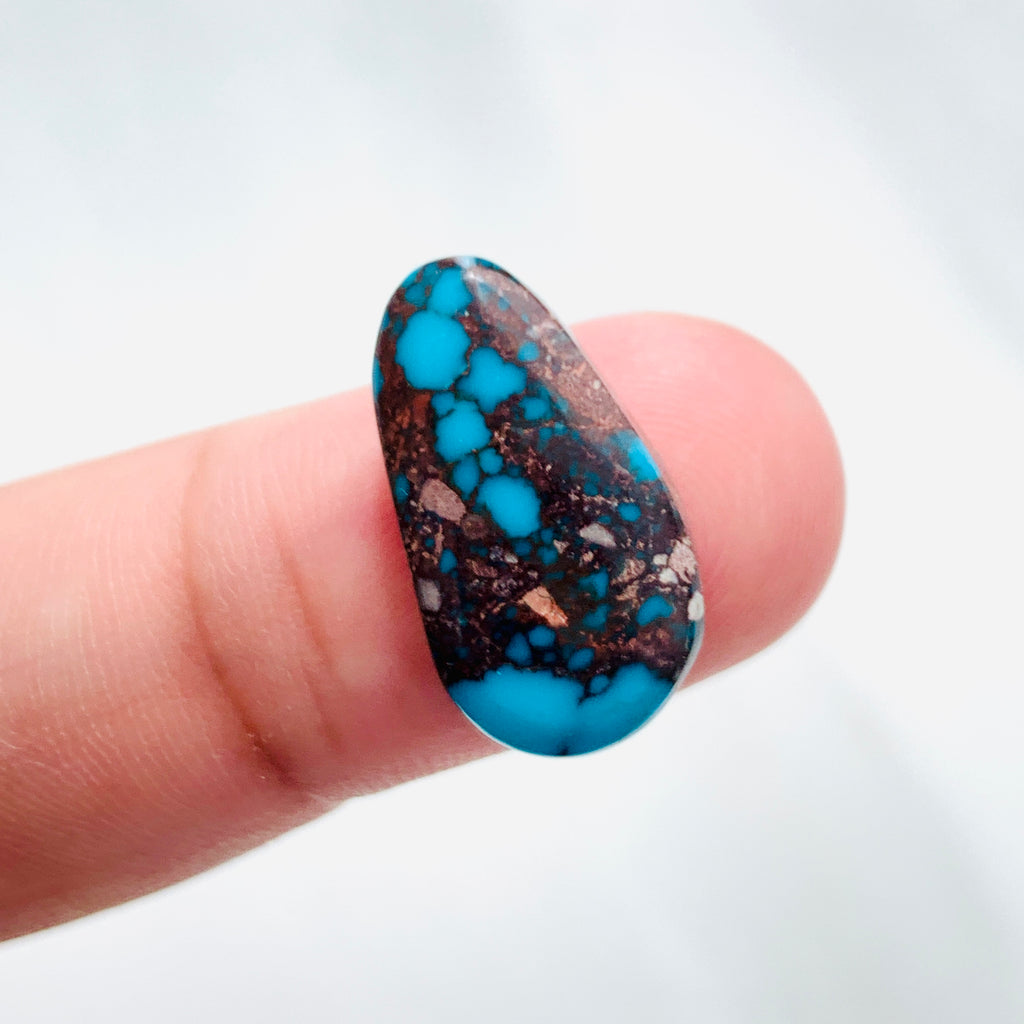 Medium Sky Blue Free form Bisbee Turquoise – Turquoise Moose