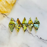 Medium Mixed Triangle Mixed Turquoise, Set of 10 Background