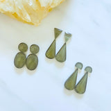 Medium Swamp Green Mixed Rosarita, Set of 12 Background