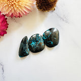 Medium Ocean Blue Mixed Yungai Turquoise, Set of 3 Background