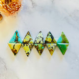 Medium  Mixed Triangle Mixed Turquoise, Set of 10 Background