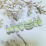 Medium Lime Green Mixed Green Serpentine Serpentine, Set of 8 Background