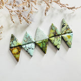 Medium Mixed Triangle Mixed Turquoise, Set of 10 Background