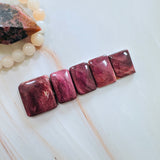 Medium Purple Bar Spiny Oyster, Set of 5 Background