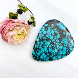 Large Sky Blue Triangle Yungai Background