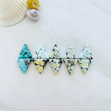 Medium Mixed Triangle Mixed Turquoise, Set of 10 Background