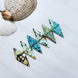 Medium Mixed Triangle Mixed Turquoise, Set of 12 Background