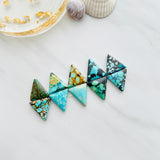Medium Mixed Triangle Mixed Turquoise, Set of 10 Background