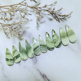 Medium Lime Green Teardrop Green Serpentine Serpentine, Set of 10 Background