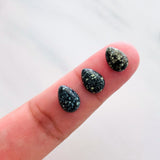 7x10mm Teardrop New Lander, Set of 2