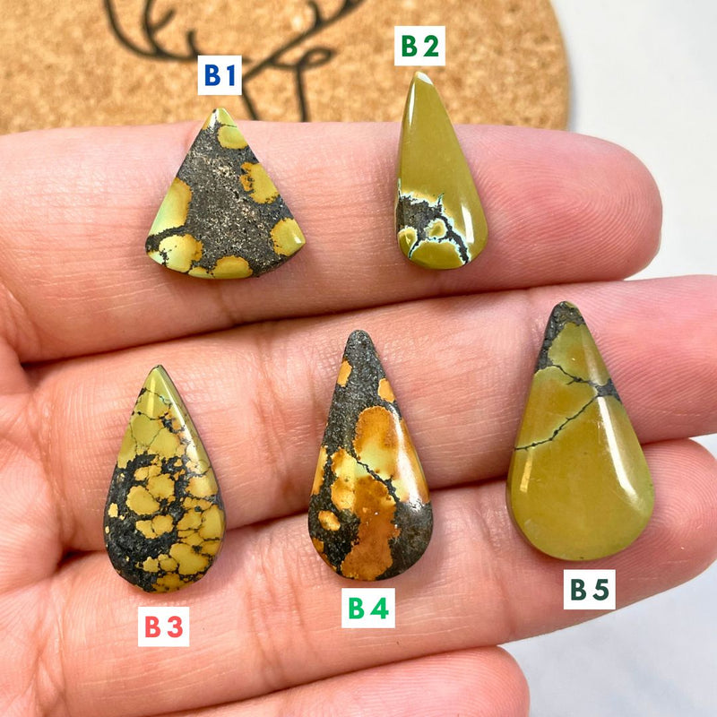 2. Medium Teardrop Treasure Mountain - 101124