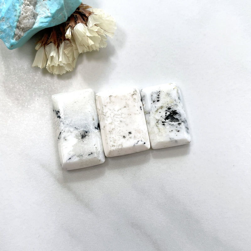 Medium White Bar White Buffalo Dolomite, Set of 3 Background