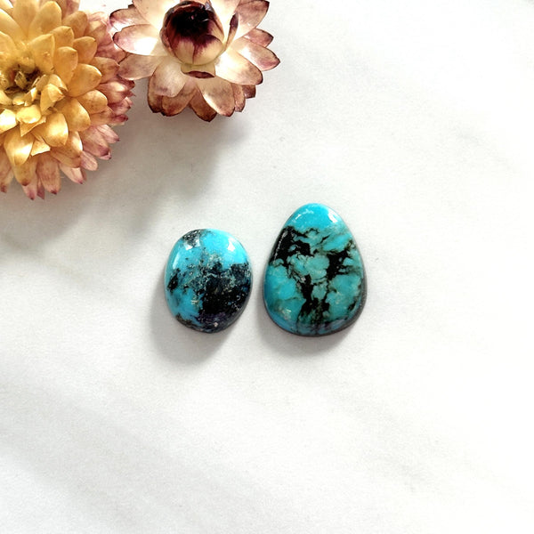 Medium Sky Blue Mixed Yungai Turquoise, Set of 2 Background