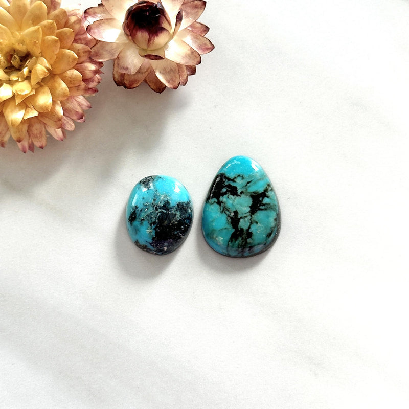 Medium Sky Blue Mixed Yungai Turquoise, Set of 2 Background