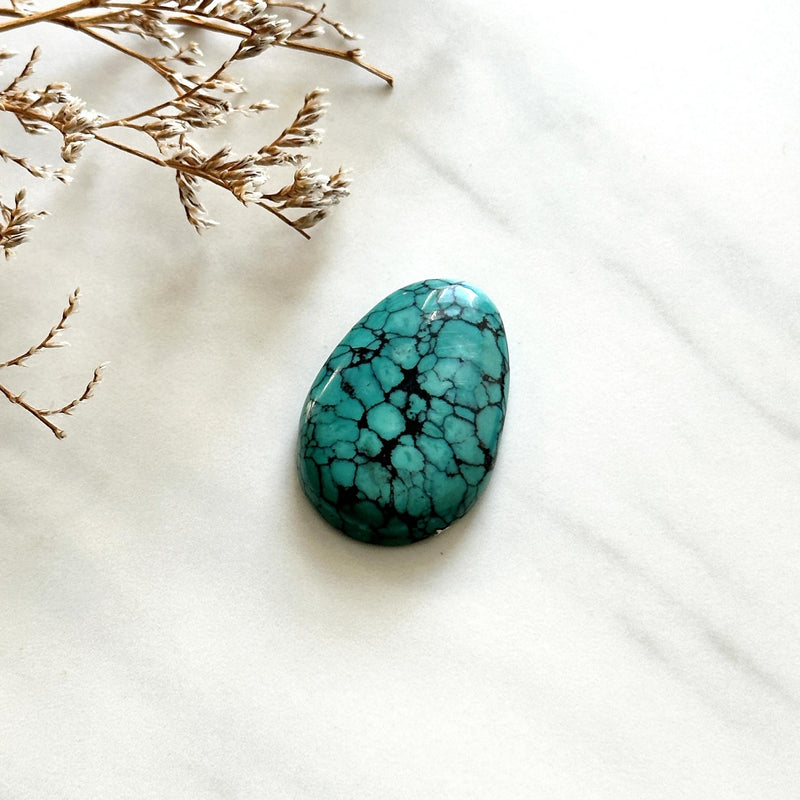 Large Ocean Blue Freeform Yungai Turquoise Background