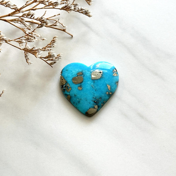 Large Sky Blue Heart Ithaca Peak Turquoise - Turquoise Moose