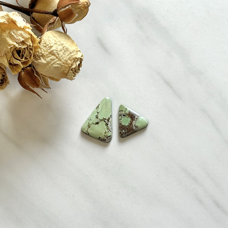 Medium Sea Green Triangle Treasure Mountain Turquoise, Set of 2 Background