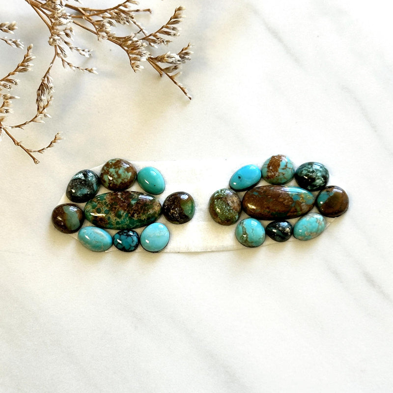Small Mixed Mixed Mixed Turquoise, Set of 18 Background