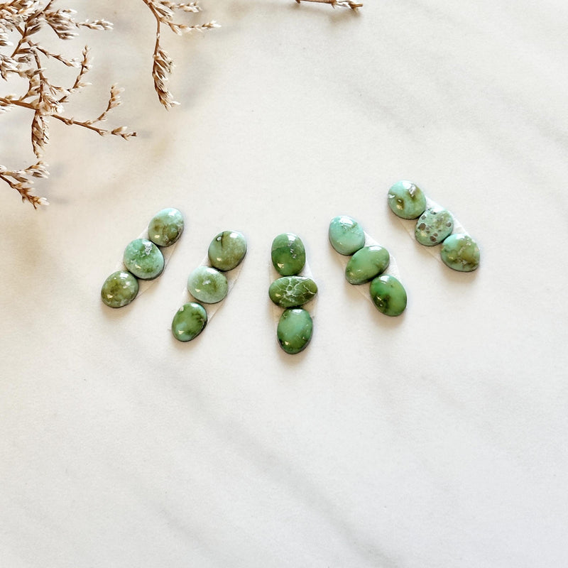 Small Lime Green Mixed Sonoran Gold Turquoise, Set of 15 Background