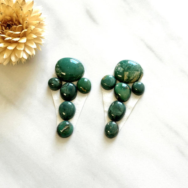 Small Deep Green Mixed Fox Turquoise, Set of 12 Background