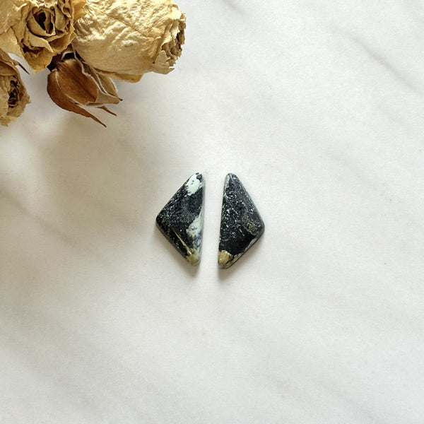 Medium Purple Triangle Purple Lavender Variscite, Set of 2 Background