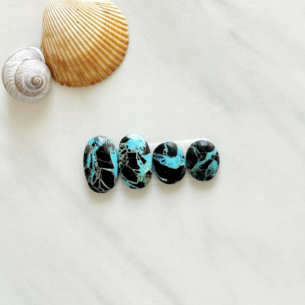 Medium Ocean Blue Oval Yungai Turquoise, Set of 4 Background