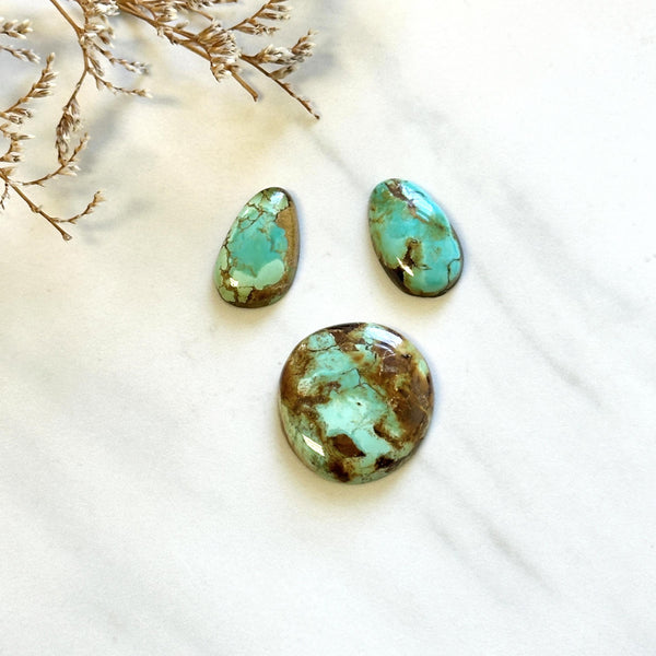 Medium Mint Green Mixed Royston Turquoise, Set of 3 Background