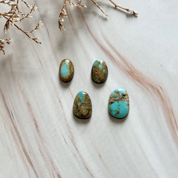 Small Sky Blue Mixed Number 8 Turquoise, Set of 4 Background
