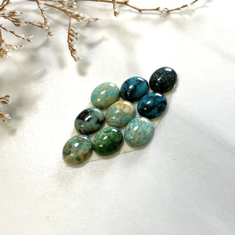 Small Mixed Oval Mixed Turquoise, Set of 9 Background