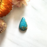 Large Sky Blue Teardrop Ithaca Peak Turquoise Background